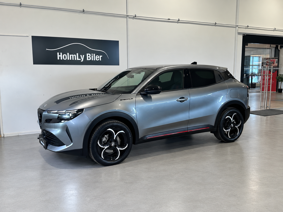 Alfa Romeo Junior Elettrica Speciale 5d
