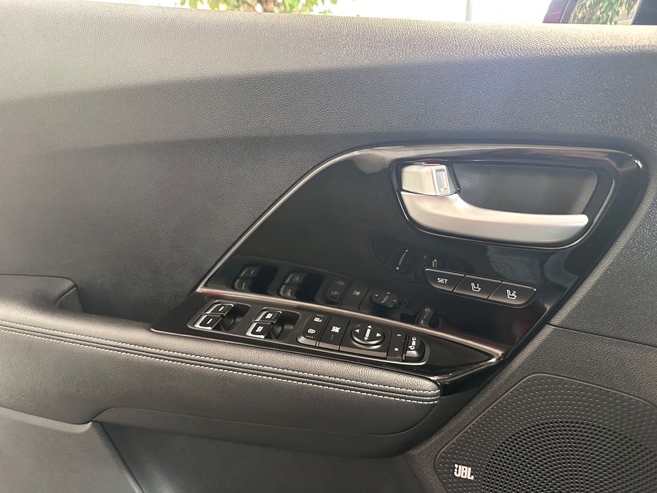 Kia Niro 1,6 PHEV Advance+ DCT 5d