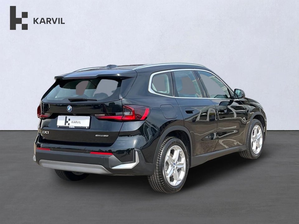 BMW iX1 eDrive20 X-Line 5d