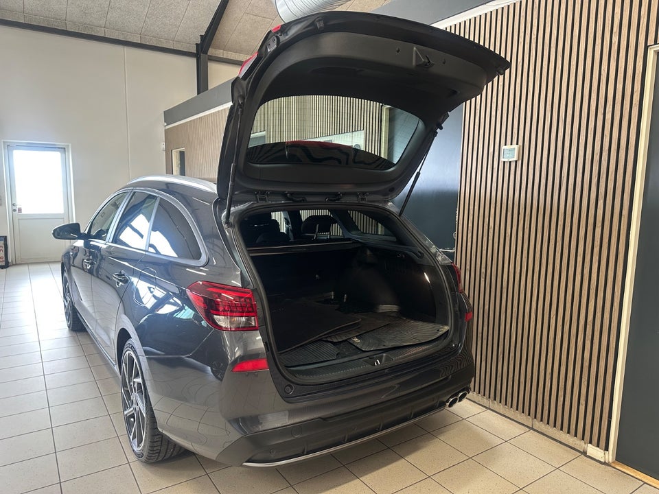 Hyundai i30 1,5 T-GDi mHEV N-Line stc. DCT 5d