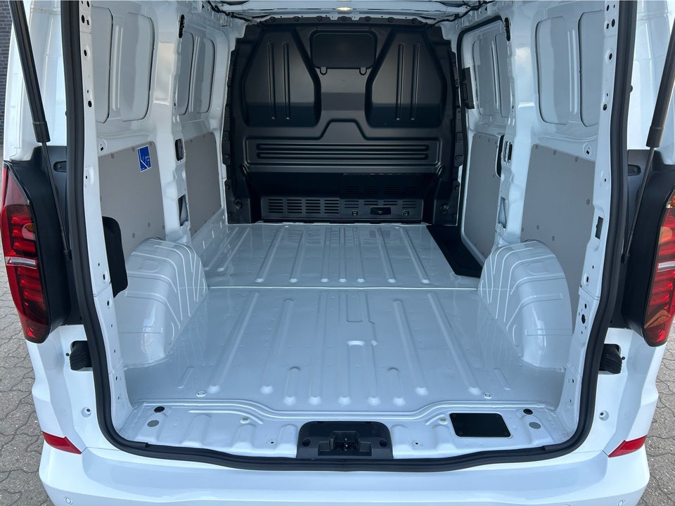 VW e-Transporter 64 Comfort Kassevogn SWB