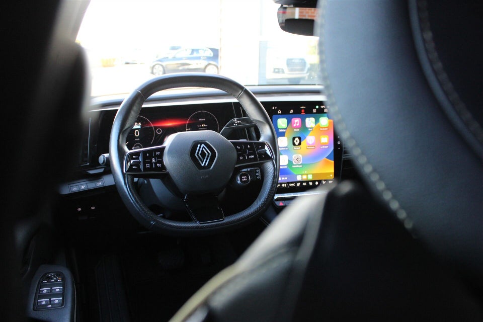 Renault Megane E-Tech 60 Iconic 5d