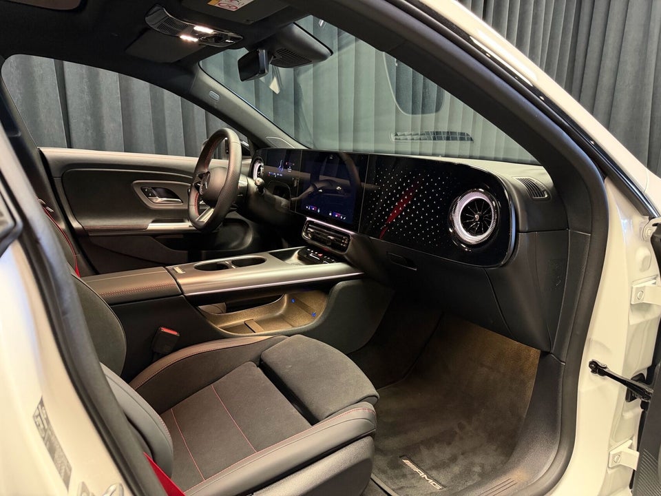 Mercedes CLA250+ electric AMG Advance Plus 4d