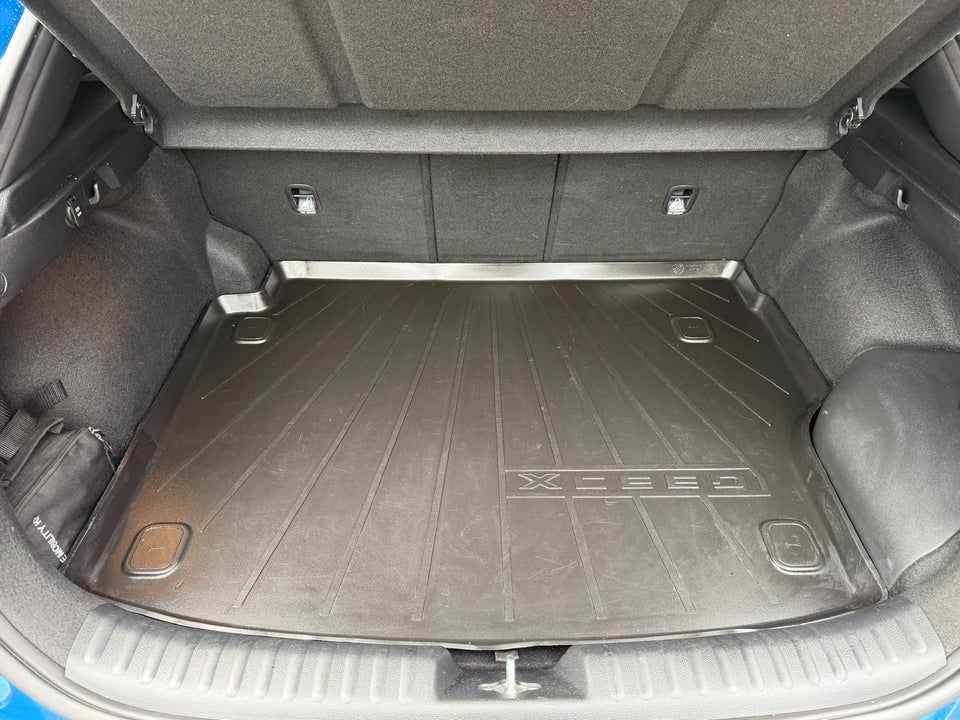 Kia XCeed 1,6 PHEV Upgrade DCT 5d