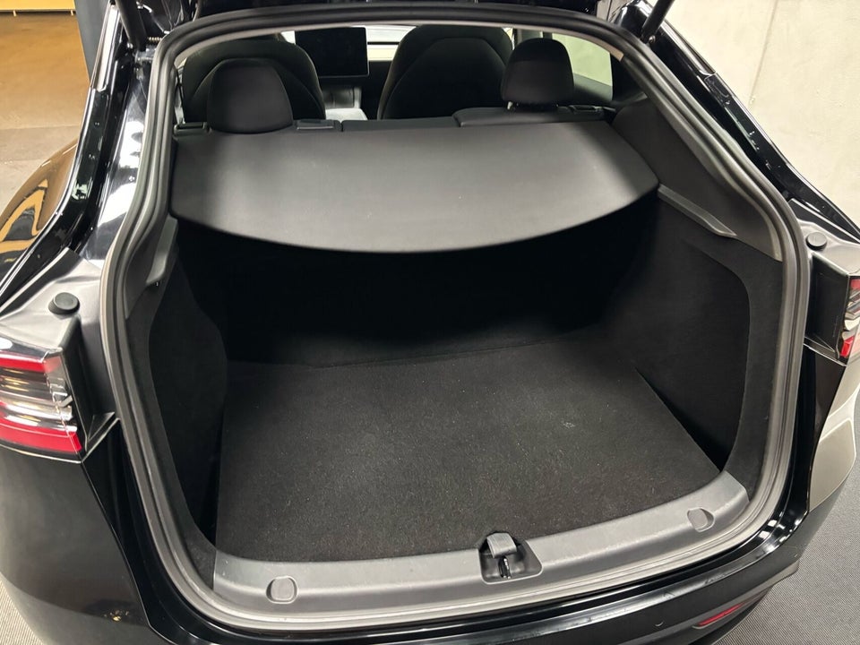Tesla Model Y Performance AWD 5d
