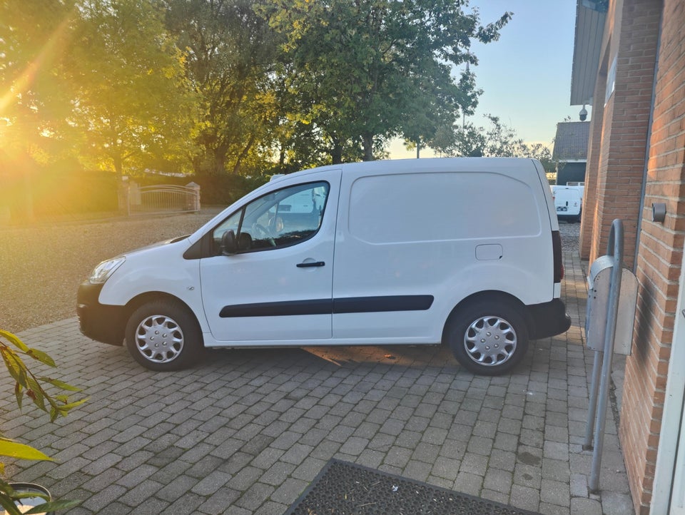Peugeot Partner 1,6 BlueHDi 75 L1 Flex Van 5d