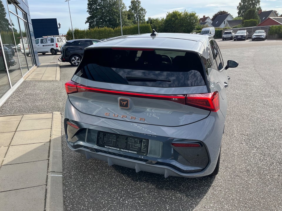 Cupra Born 77 Pasión 5d
