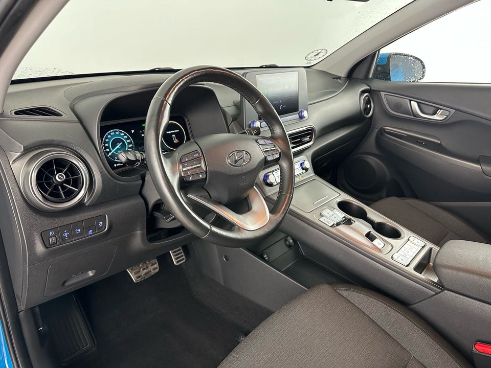 Hyundai Kona 64 EV Essential 5d