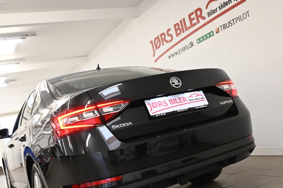 Skoda Superb 1,6 TDi 120 Style DSG 5d