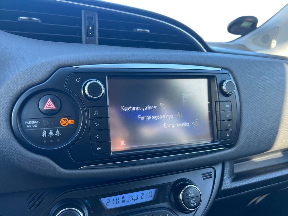 Toyota Yaris 1,5 Hybrid H2 Premium e-CVT 5d