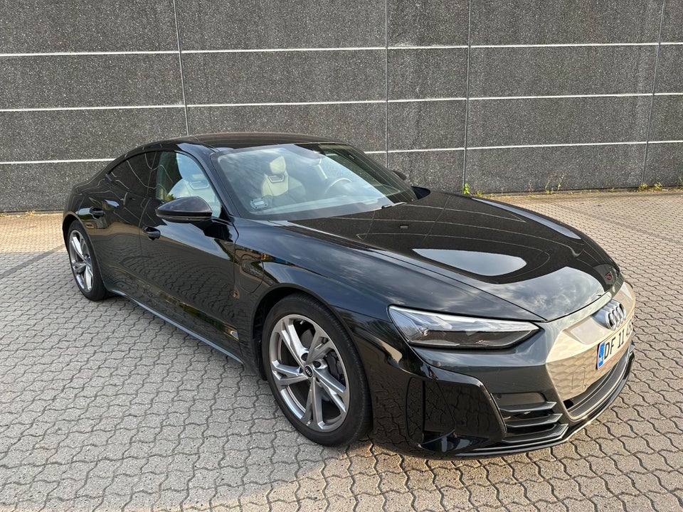 Audi e-tron GT quattro 4d