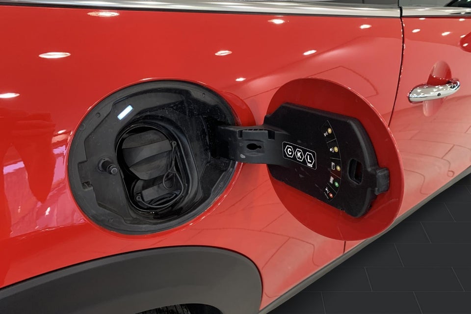 MINI Cooper SE Essential 3d