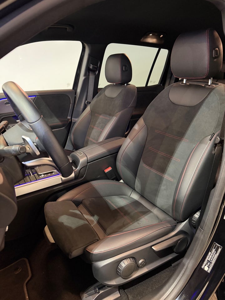 Mercedes EQB250 AMG Line 5d