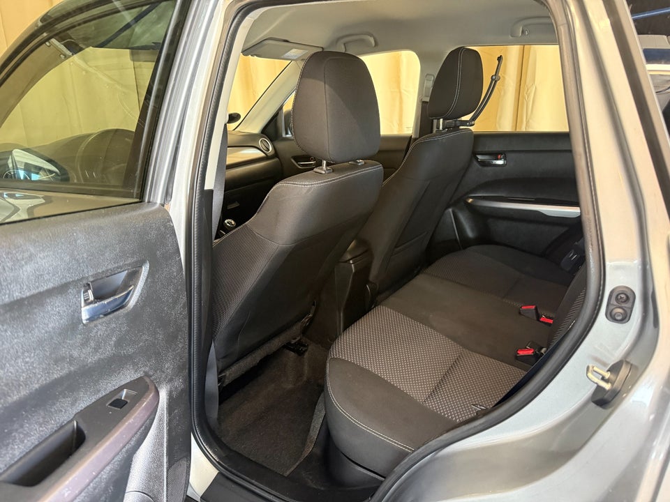 Suzuki Vitara 1,0 Boosterjet Active 5d
