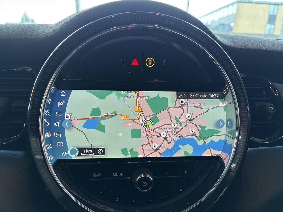 MINI Cooper SE Classic Trim 3d