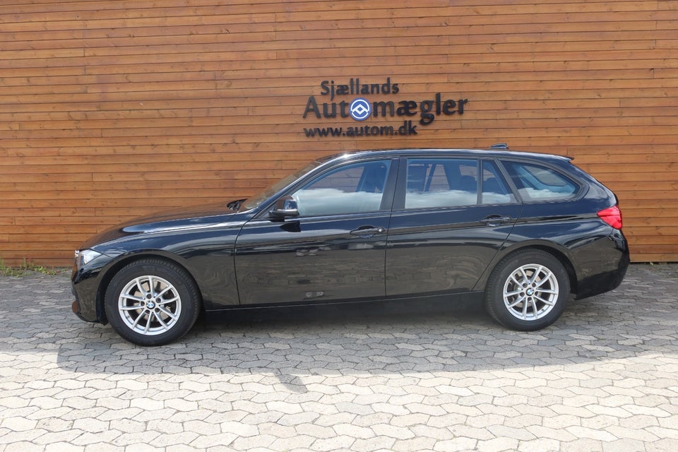 BMW 320d 2,0 Touring 5d