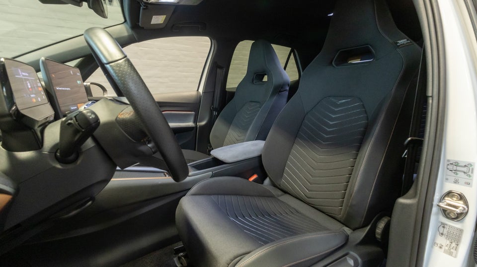 Cupra Born 77 e-Boost 5d