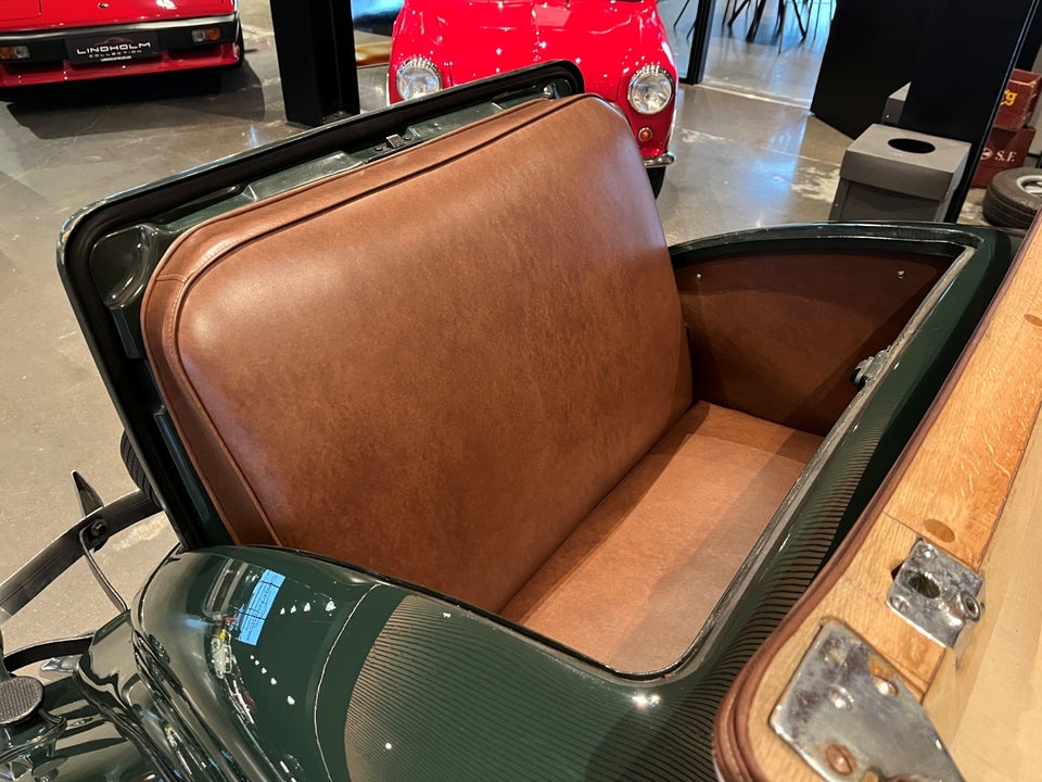 Ford V8 3,6 Cabriolet 2d