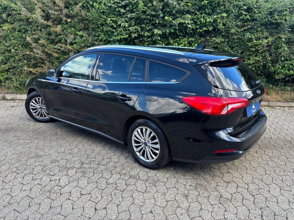 Ford Focus 1,0 EcoBoost Titanium stc. 5d