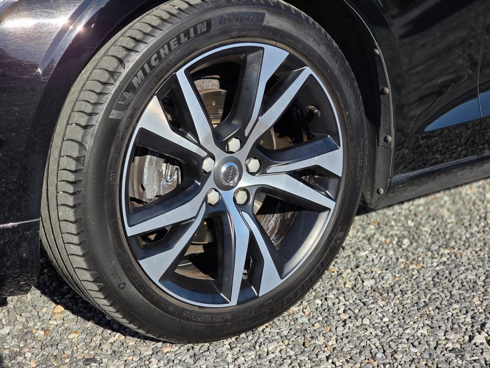 Volvo V60 2,0 D4 190 Momentum aut. 5d