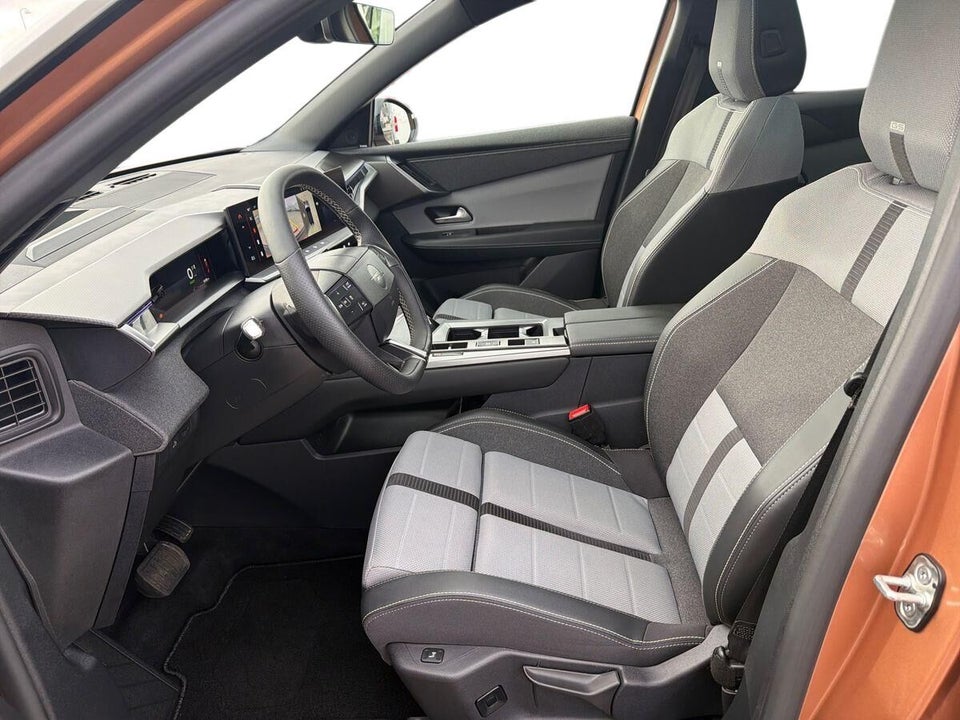 Opel Grandland-e 73 GS Sky 5d