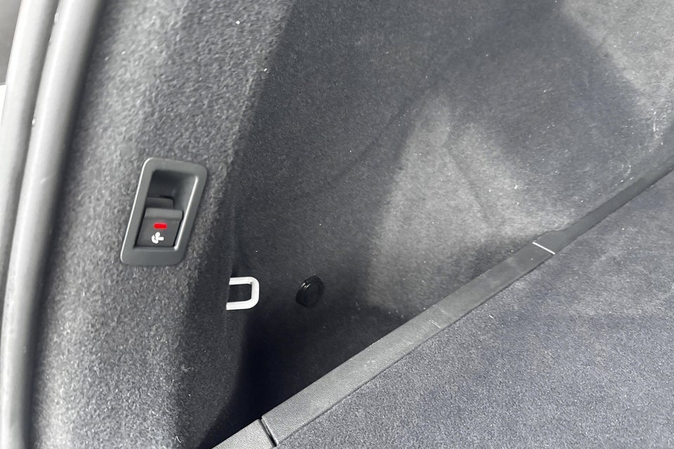 Audi Q4 e-tron 40 Attitude 5d