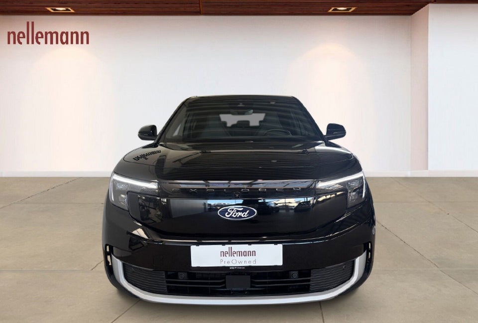 Ford Explorer 82 Premium Extended Range 5d