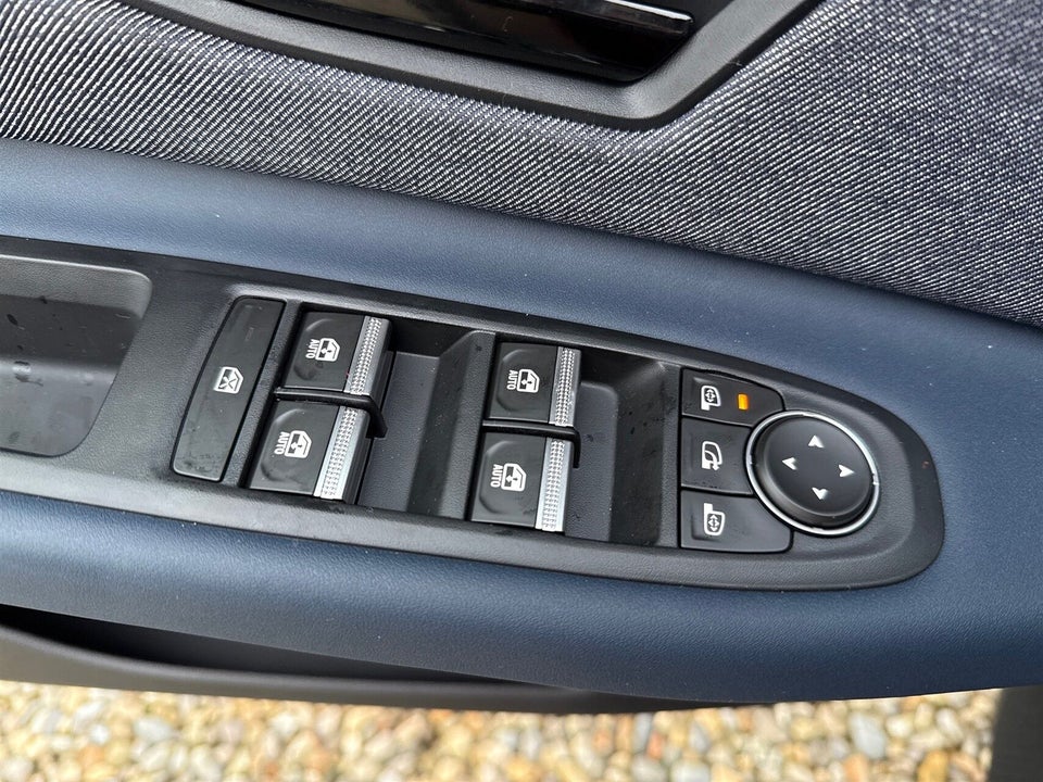 Renault 4 E-Tech 52 Techno 5d