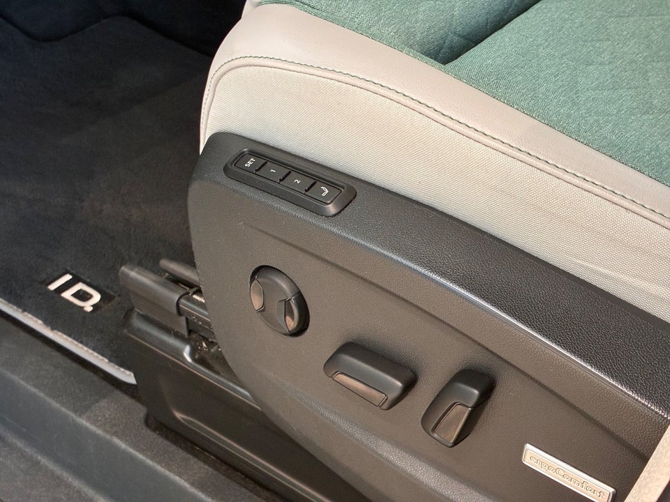 VW ID.Buzz 77 Style SWB 5d