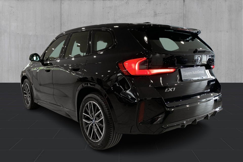 BMW iX1 xDrive30 M-Sport 5d