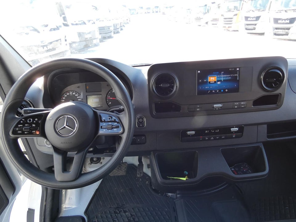 Mercedes Sprinter 317 2,0 CDi A3 Chassis aut. RWD 2d