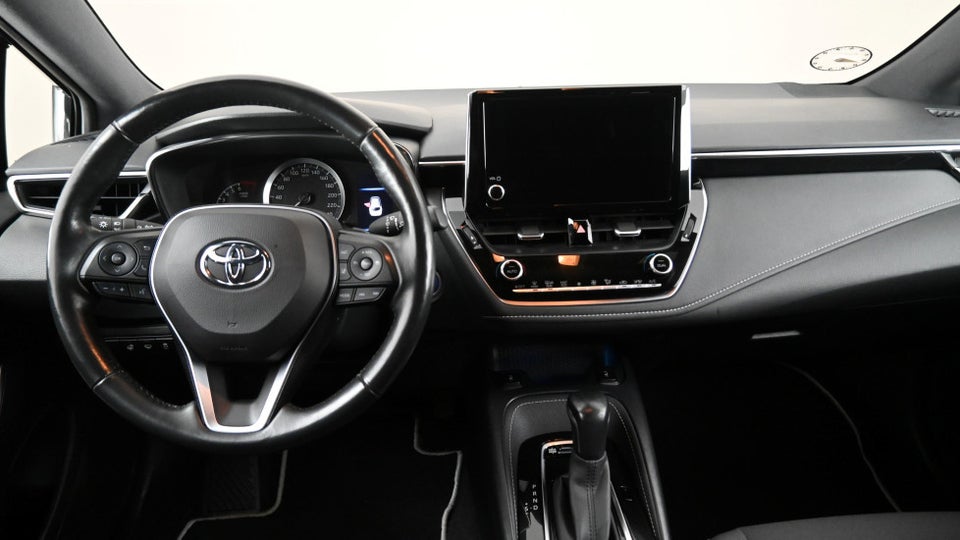 Toyota Corolla 2,0 Hybrid Active Touring Sports MDS 5d