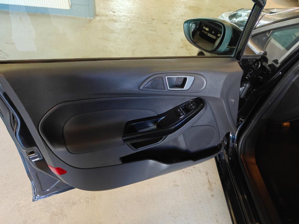 Ford Fiesta 1,0 SCTi 100 Titanium 5d