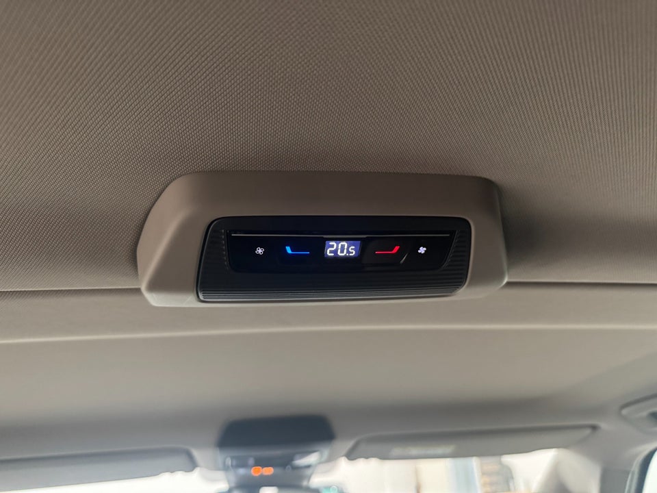 VW Multivan 1,4 eHybrid Style DSG kort