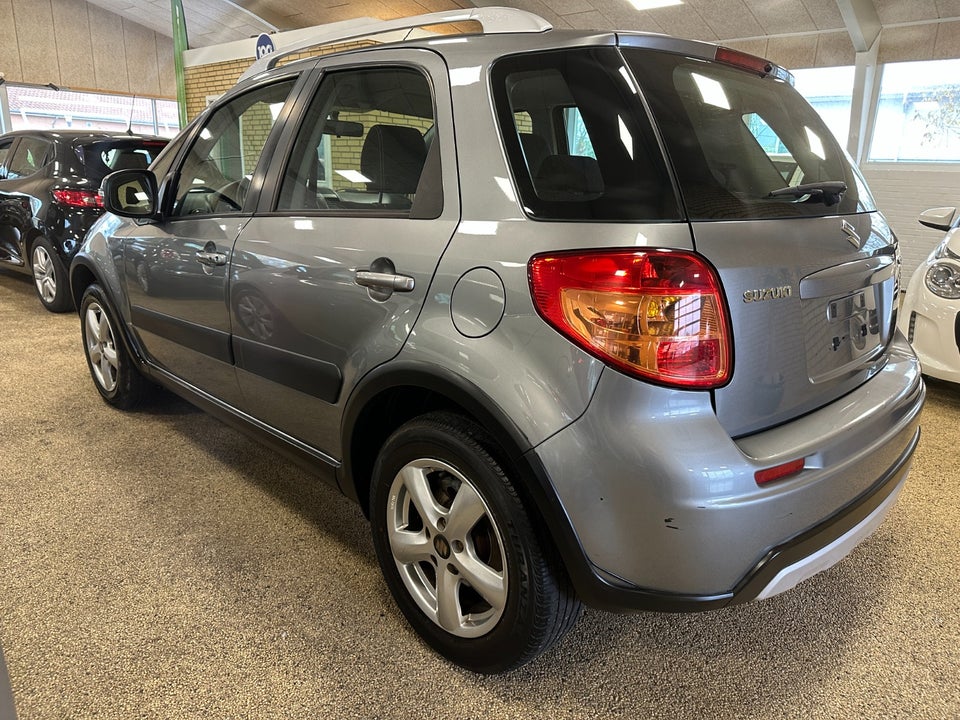 Suzuki SX4 1,6 CombiBack GLX 5d