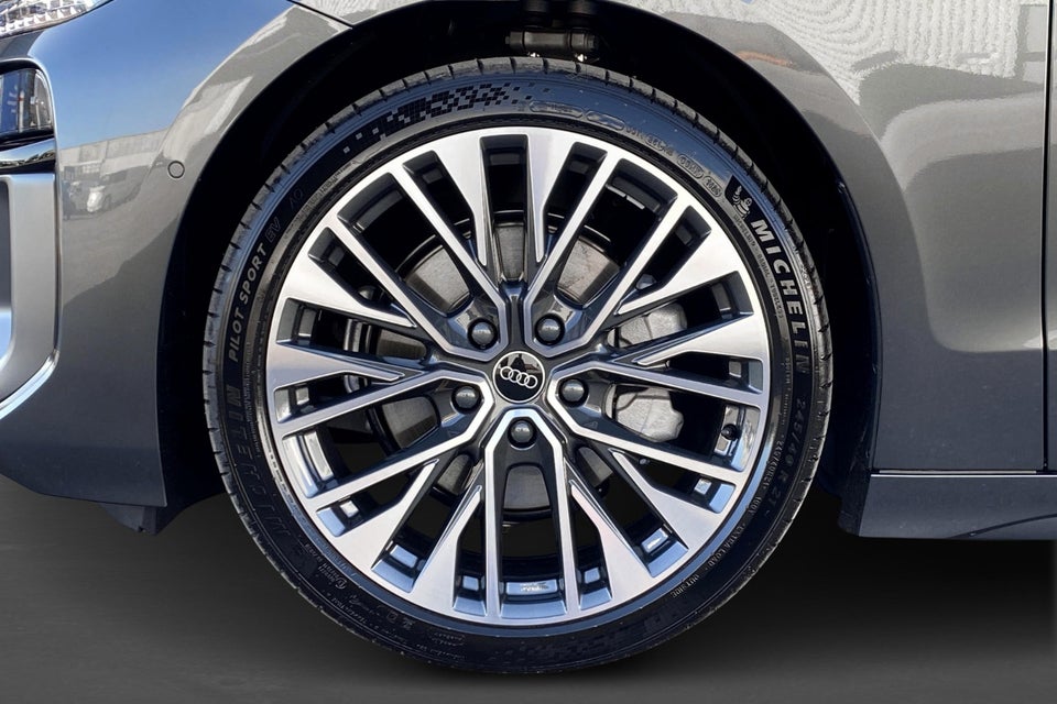 Audi A6 e-tron S-line plus Avant 5d