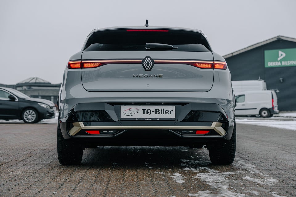 Renault Megane E-Tech 60 Iconic 5d