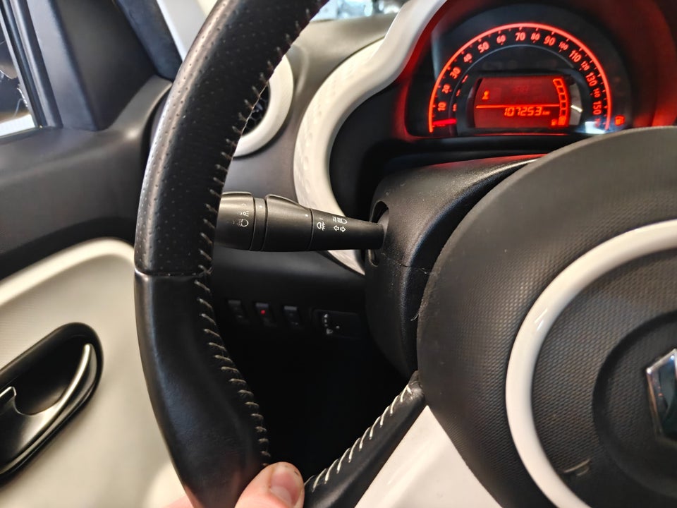 Renault Twingo 1,0 SCe 70 Expression 5d