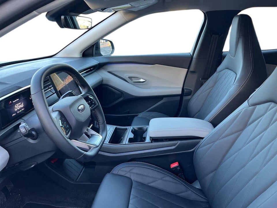 Ford Explorer 77 Premium Extended Range 5d