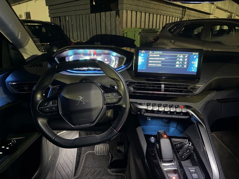 Peugeot 3008 1,6 Hybrid Allure EAT8 5d