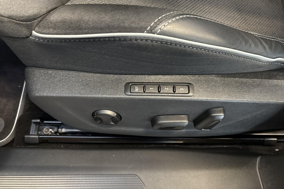 Skoda Enyaq 85 iV Sportline 5d