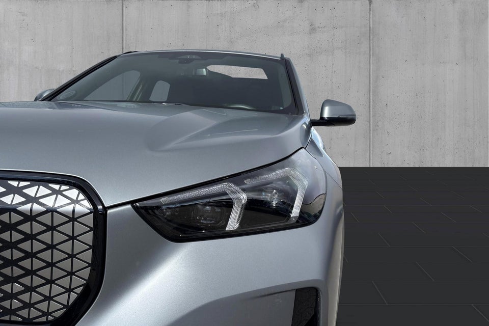 BMW iX1 eDrive20 Superchraged 5d