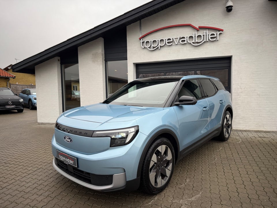 Ford Explorer 82 Premium Extended Range 5d