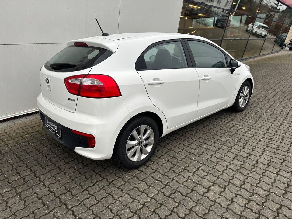 Kia Rio 1,2 CVVT Style+ Limited 5d