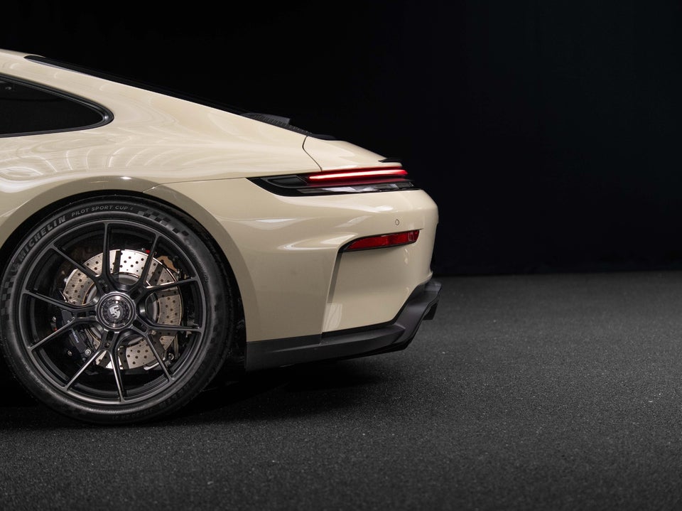 Porsche 911 GT3 4,0 Coupé Touring PDK 2d