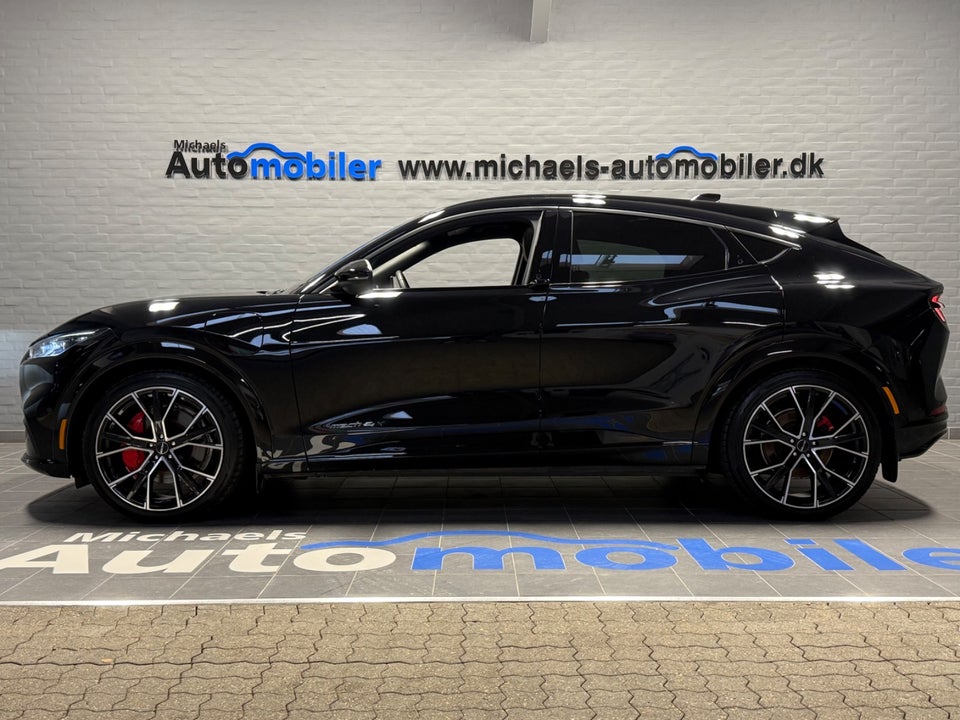 Ford Mustang Mach-E 98 Extended Range AWD 5d