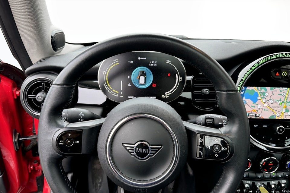 MINI Cooper SE Classic Trim 3d