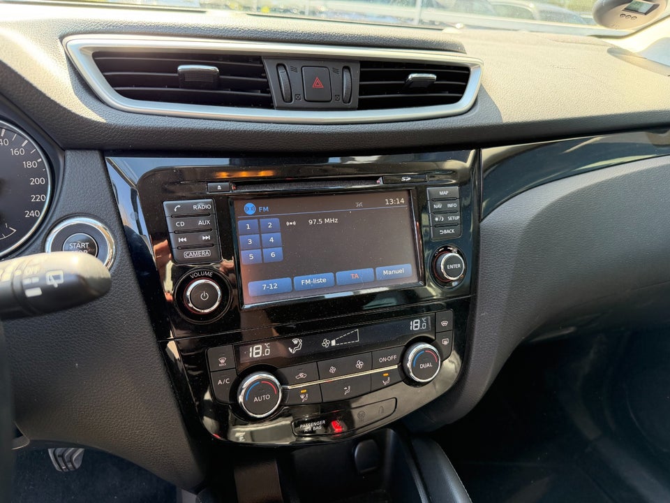 Nissan Qashqai 1,2 Dig-T 115 N-Connecta 5d