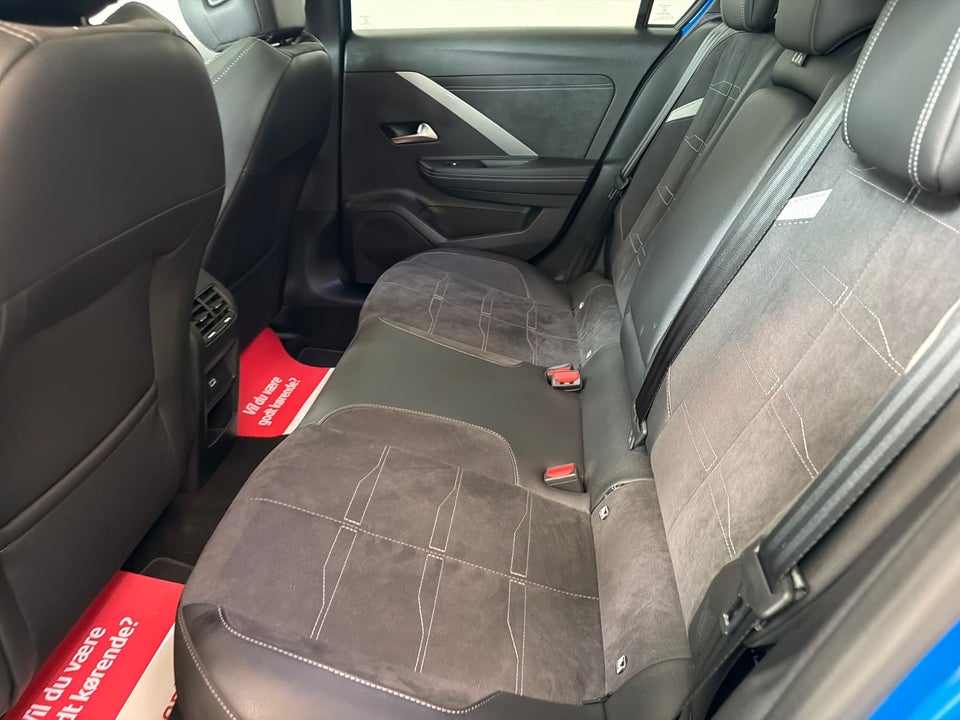 Opel Astra-e 54 GS 5d