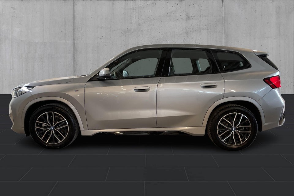 BMW iX1 eDrive20 M-Sport 5d